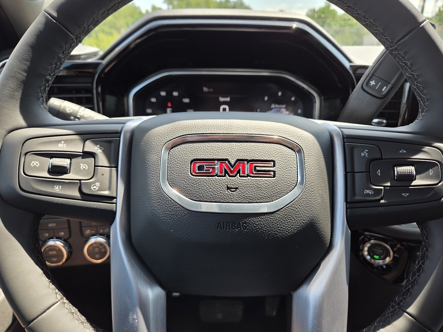 New 2026 GMC Sierra 1500 Elevation AWD/4WD image 33