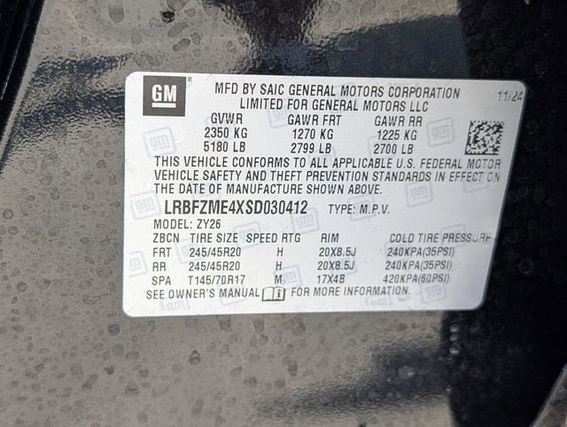 Used 2025 Buick Envision Avenir AWD/4WD image 32