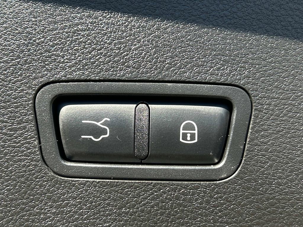 Used 2024 Alfa Romeo Tonale Veloce w/ Active Assist Package image 16