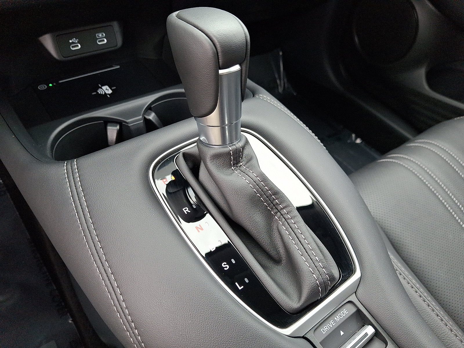 Certified 2026 Honda HR-V EX-L image 15