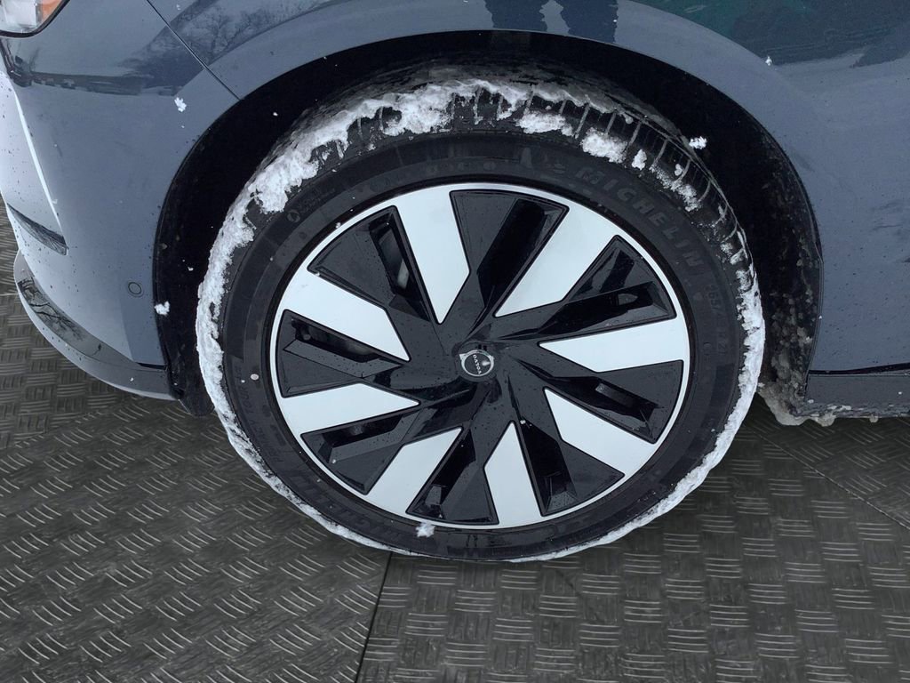 New 2025 Volvo EX90 Ultra image 14