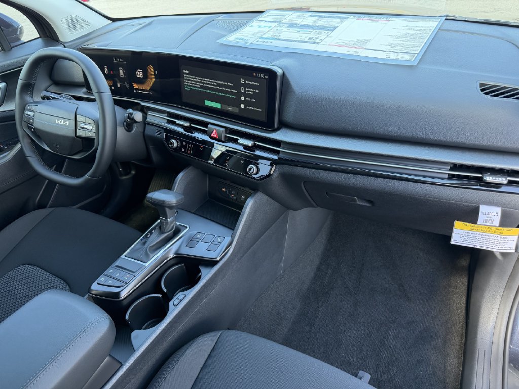 New 2026 Kia Sportage LX FWD image 11