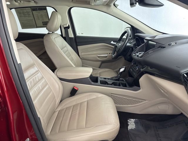 Used 2019 Ford Escape Titanium image 20