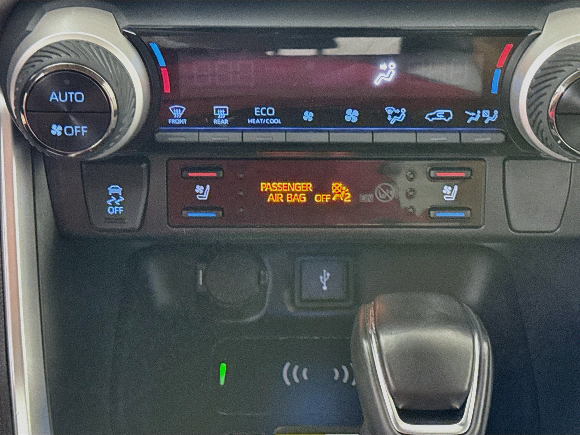 Certified 2022 Toyota RAV4 Limited AWD/4WD image 20