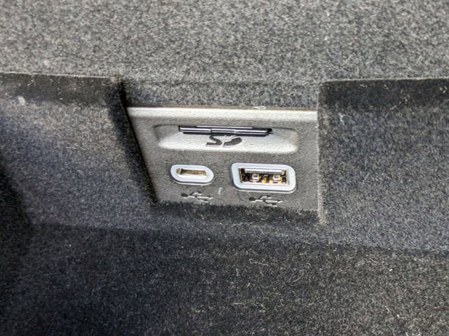 Certified 2025 Cadillac XT5 Premium Luxury image 31