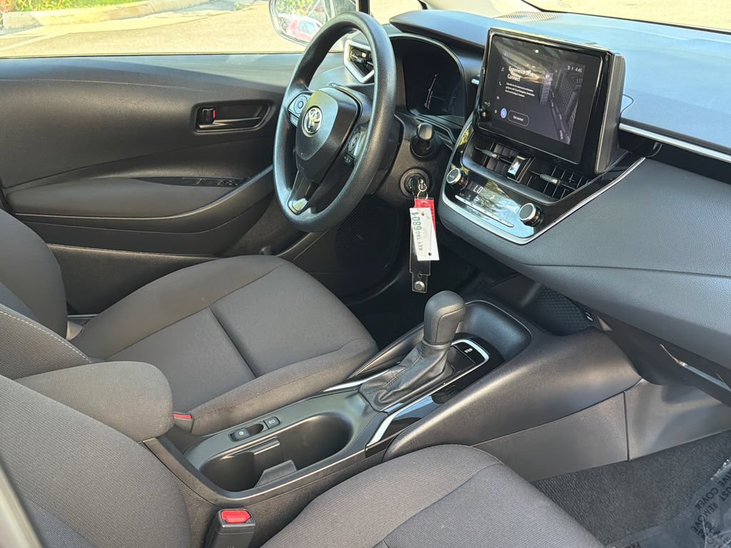 Used 2026 Toyota Corolla LE FWD image 10