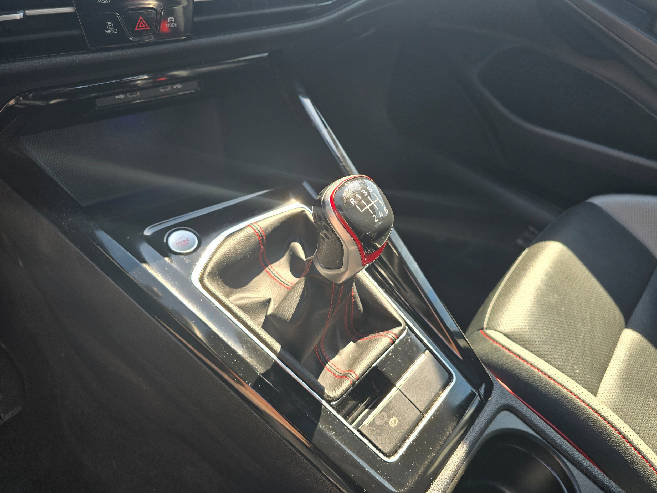 Used 2024 Volkswagen GTI Autobahn FWD image 17