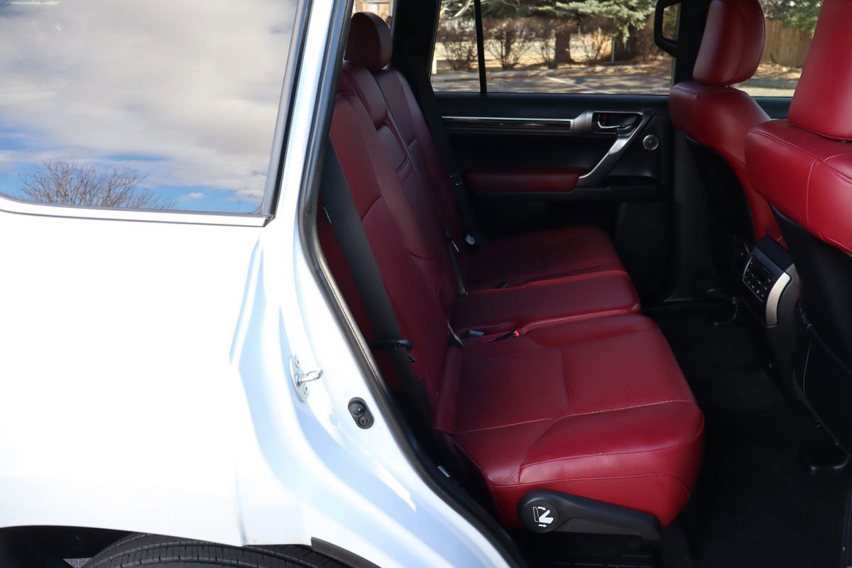 Used 2022 Lexus GX 460 Luxury w/ Off Road Package image 21