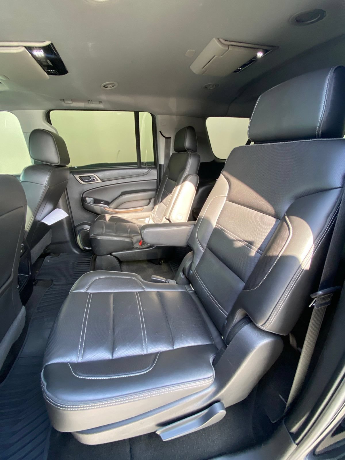 Used 2018 GMC Yukon XL Denali w/ Denali Ultimate Package RWD image 10