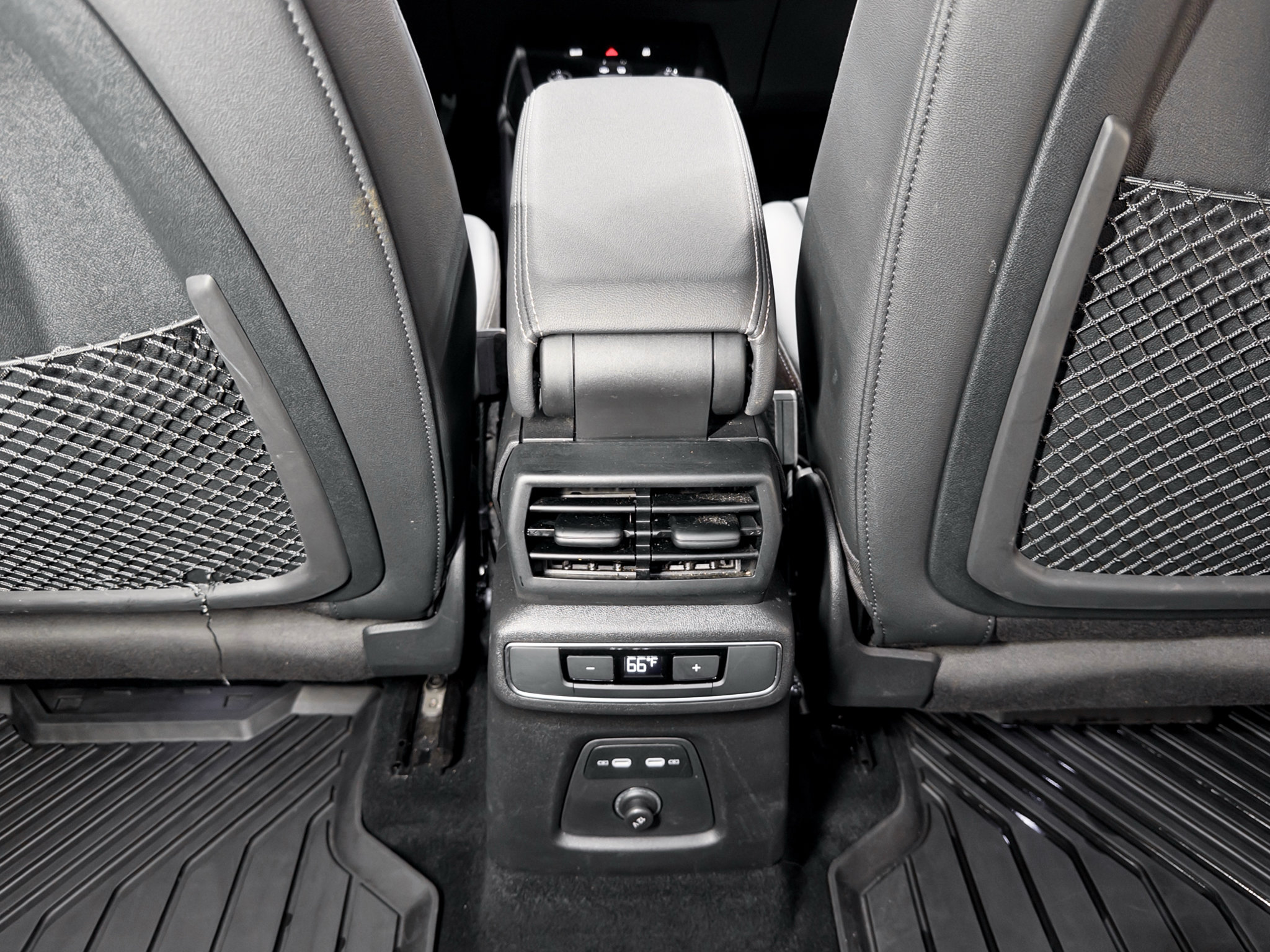 Used 2022 Audi Q4 e-tron Premium Plus AWD/4WD image 22
