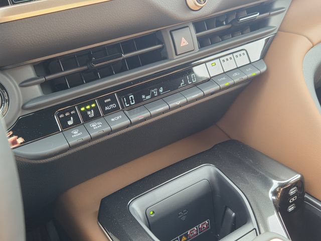New 2026 Toyota Crown Signia AWD/4WD image 28