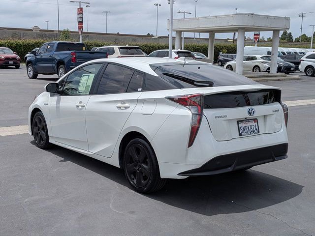 Used 2016 Toyota Prius Three Touring FWD image 11