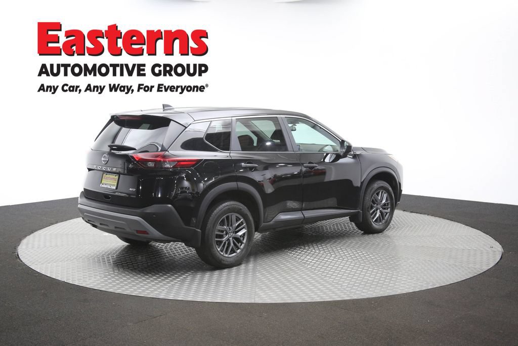 Used 2023 Nissan Rogue S AWD/4WD image 40