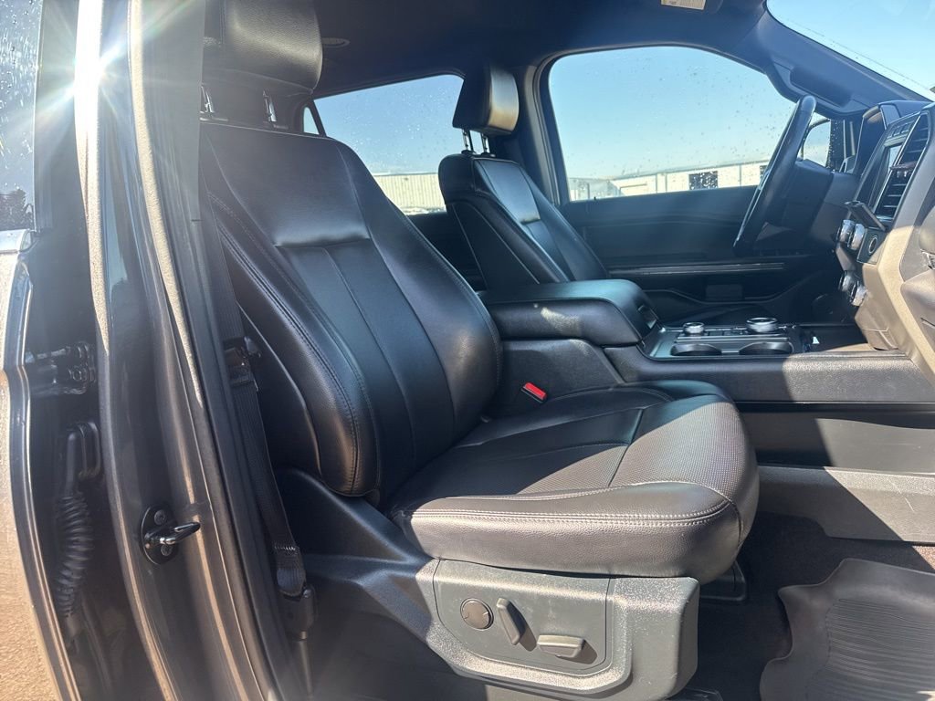 Used 2021 Ford Expedition XLT image 38