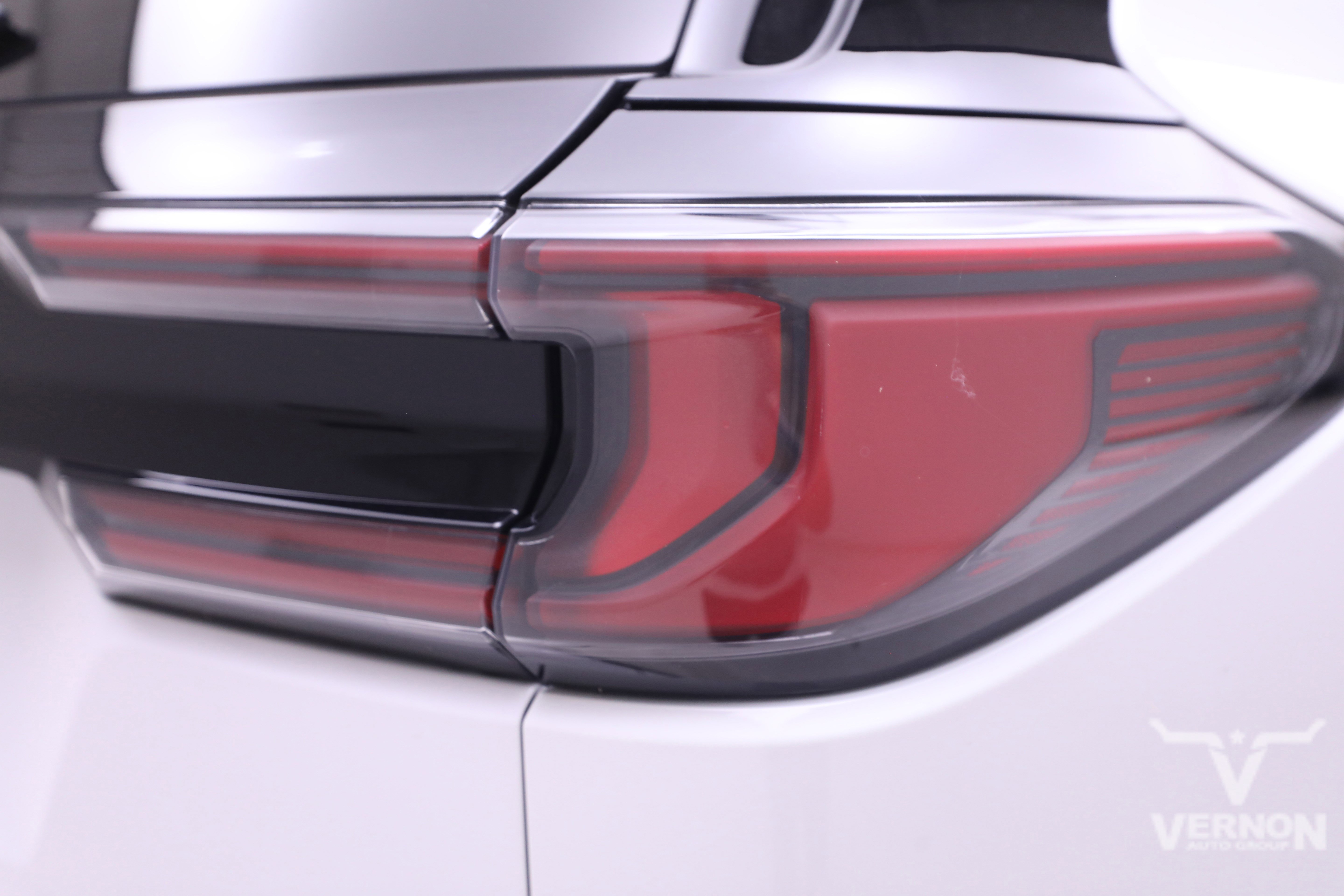 New 2025 GMC Acadia Elevation image 36