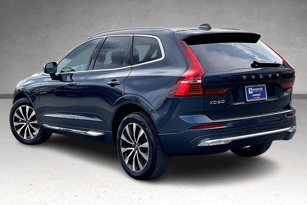 Certified 2023 Volvo XC60 B5 Plus w/ Climate Package AWD/4WD image 4