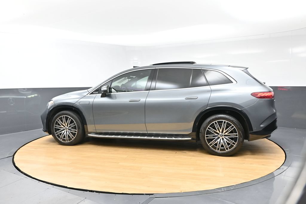 Used 2023 Mercedes-Benz EQS 580 4MATIC SUV image 34
