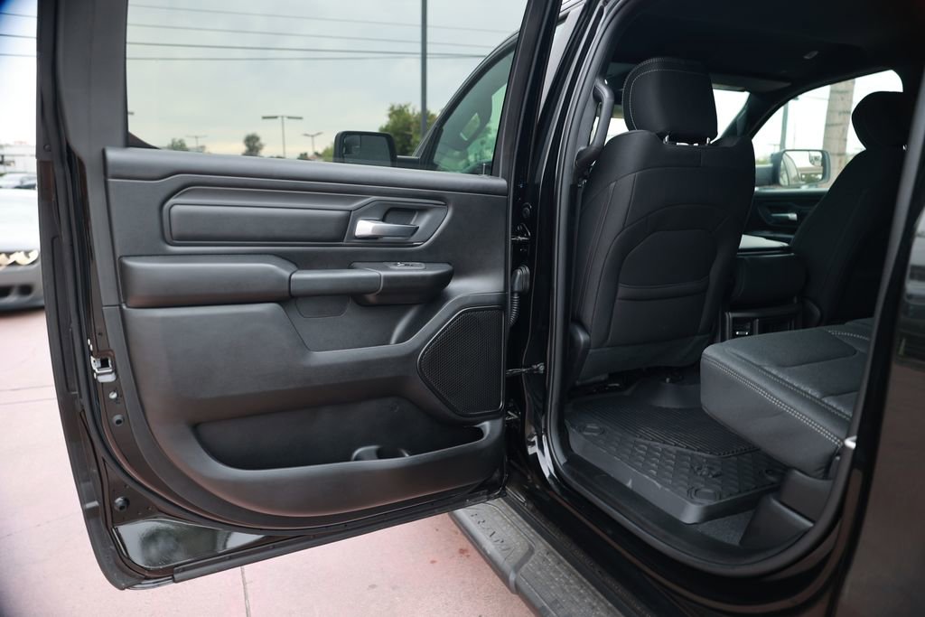 New 2026 RAM 1500 Classic Warlock image 32