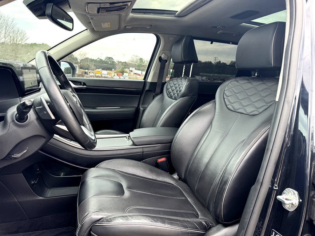 Used 2021 Hyundai Palisade Limited image 3