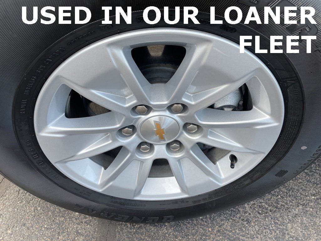 Certified 2025 Chevrolet Silverado 1500 LT w/ Convenience Package II image 2