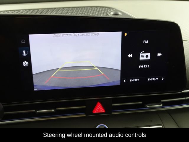 Used 2024 Hyundai Elantra SEL FWD image 9