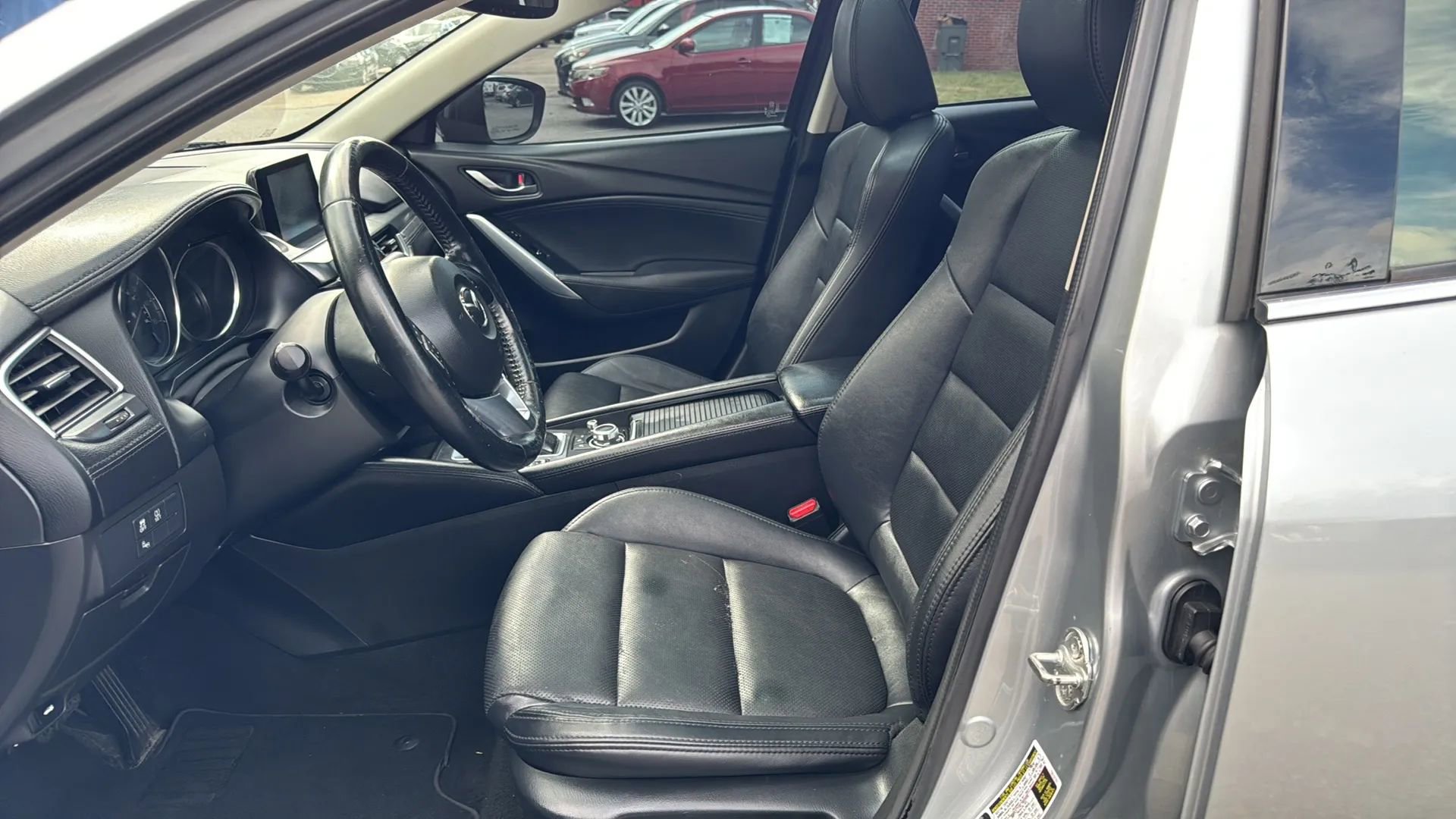 Used 2016 MAZDA MAZDA6 Touring w/ Touring Technology Package image 10