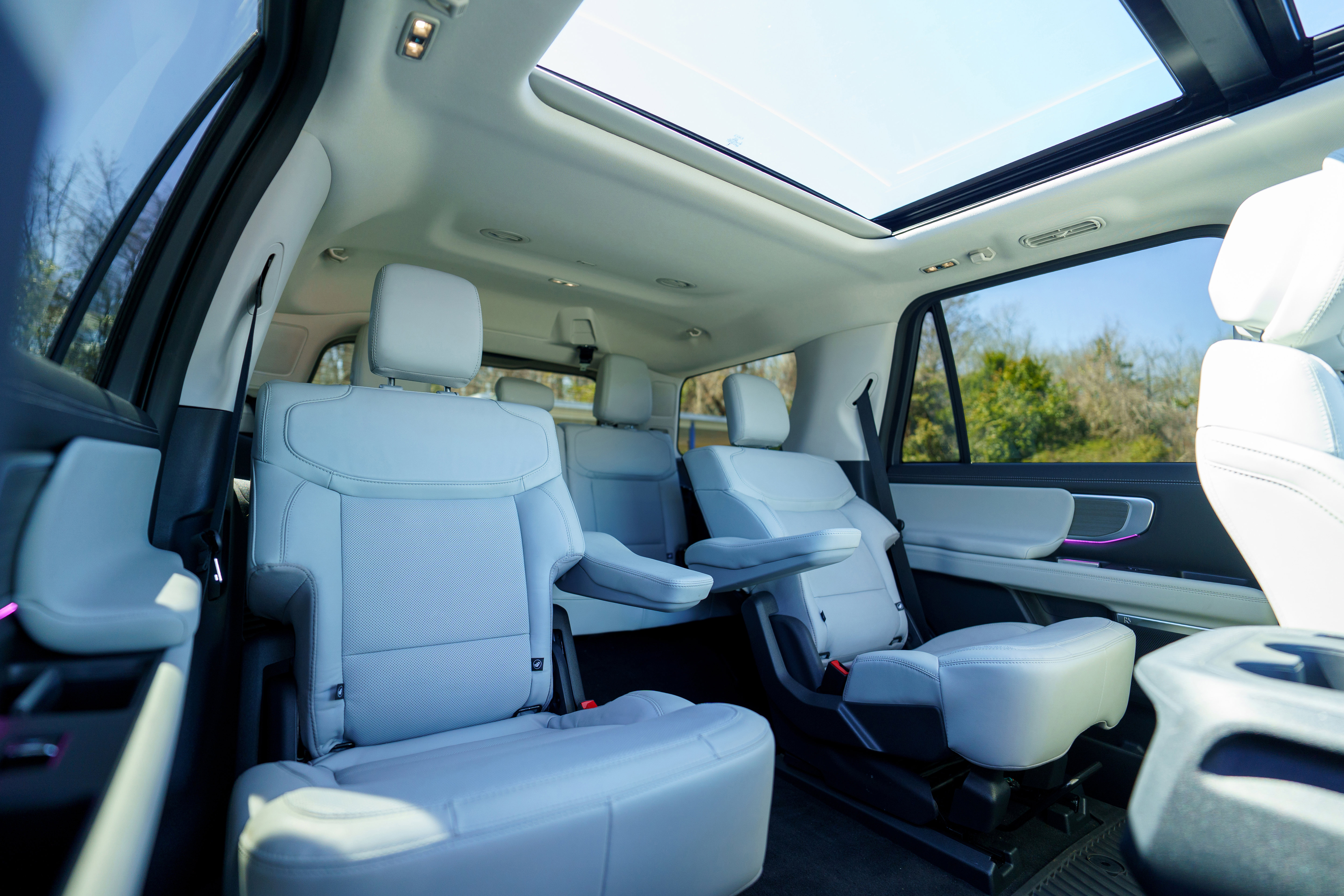 Used 2026 Ford Expedition Platinum AWD/4WD image 11