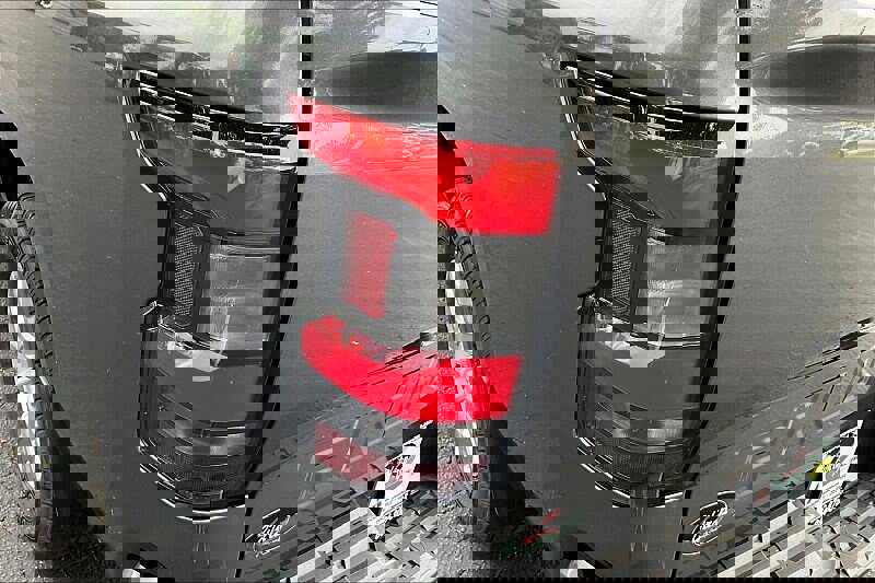 Used 2022 Nissan Frontier SV w/ Technology Package image 32