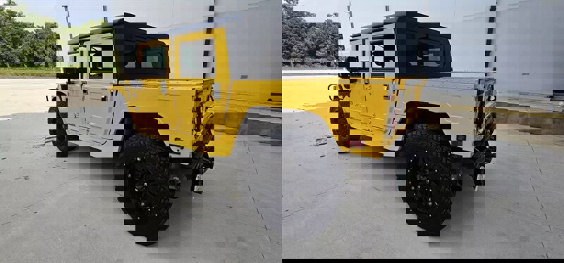 Used 2002 HUMMER H1 Open Top image 3