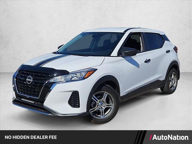 Used 2024 Nissan Kicks S FWD image 1