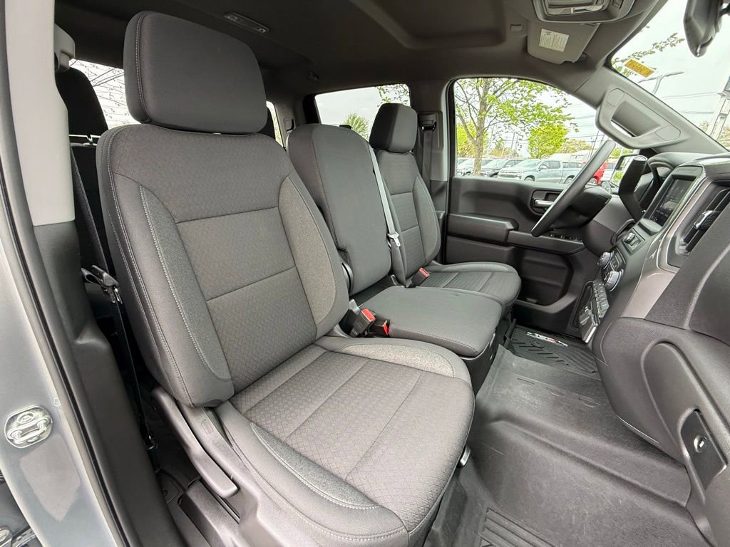 Used 2026 Chevrolet Silverado 1500 Custom Trail Boss w/ LPO, Dark Essentials Package AWD/4WD image 30