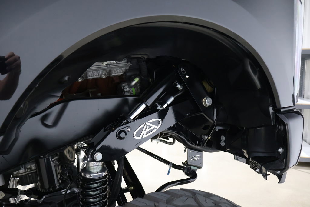 Used 2024 Ford F350 Limited w/ FX4 Off-Road Package image 34