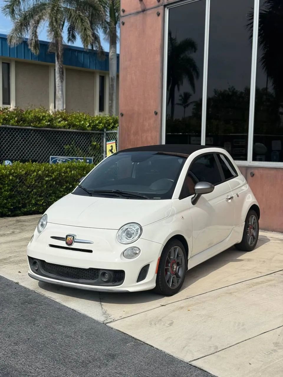Used 2013 FIAT 500 Abarth image 1