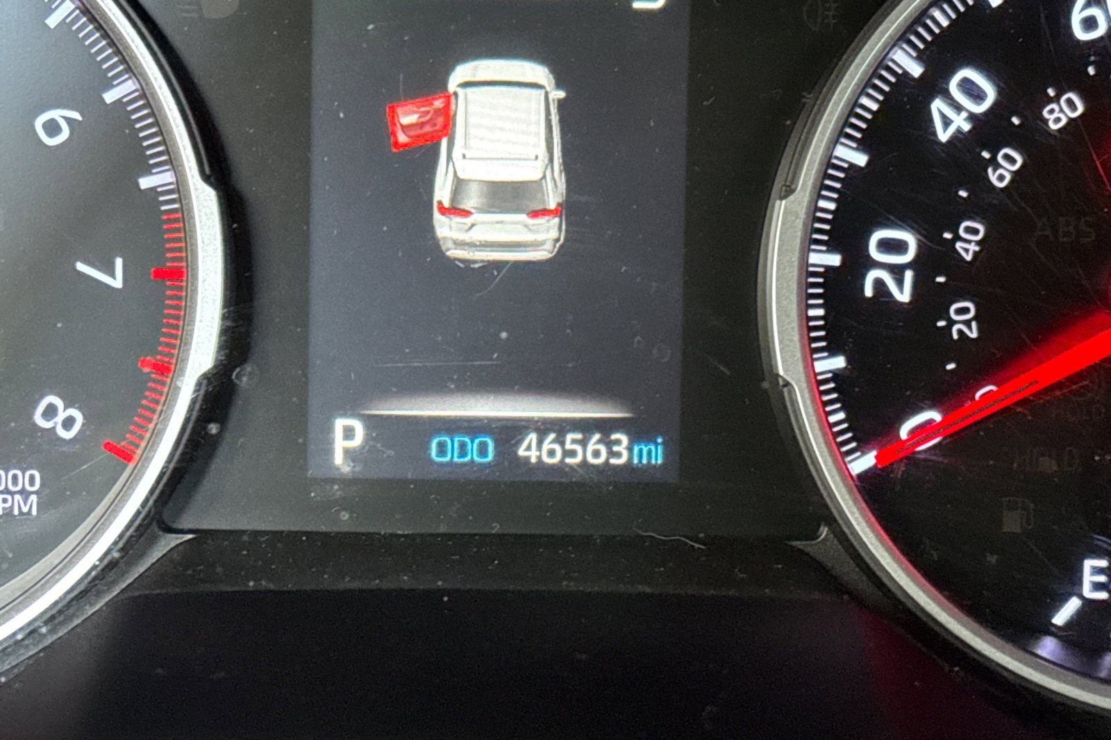 Used 2021 Toyota RAV4 XLE FWD image 3