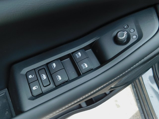 New 2026 Jeep Grand Cherokee Limited w/ Limited Altitude Package AWD/4WD image 12