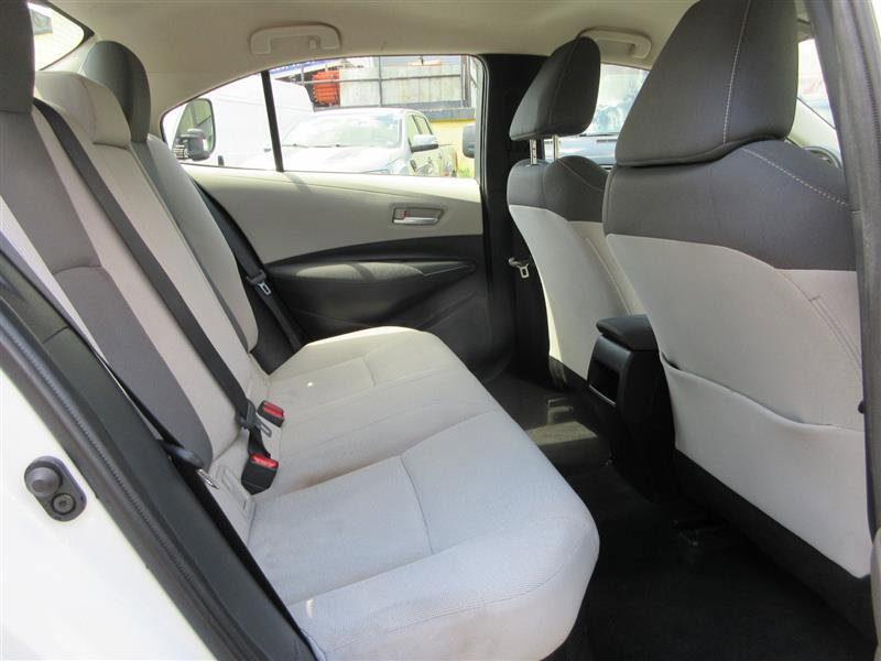 Used 2021 Toyota Corolla LE FWD image 21