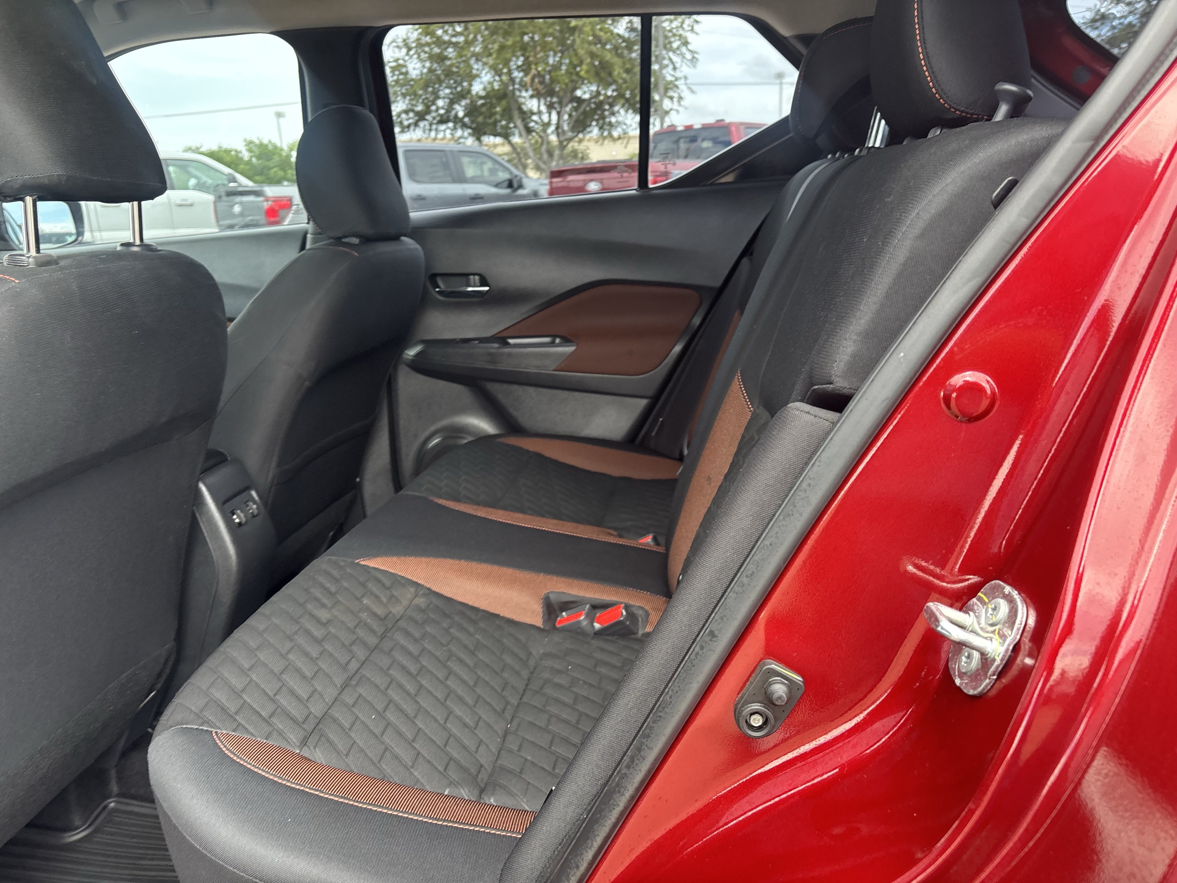 Used 2023 Nissan Kicks SR w/ Exterior Package FWD image 14