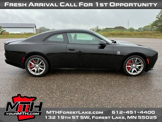 Used 2024 Dodge Charger Daytona Scat Pack w/ Plus Group AWD/4WD image 1