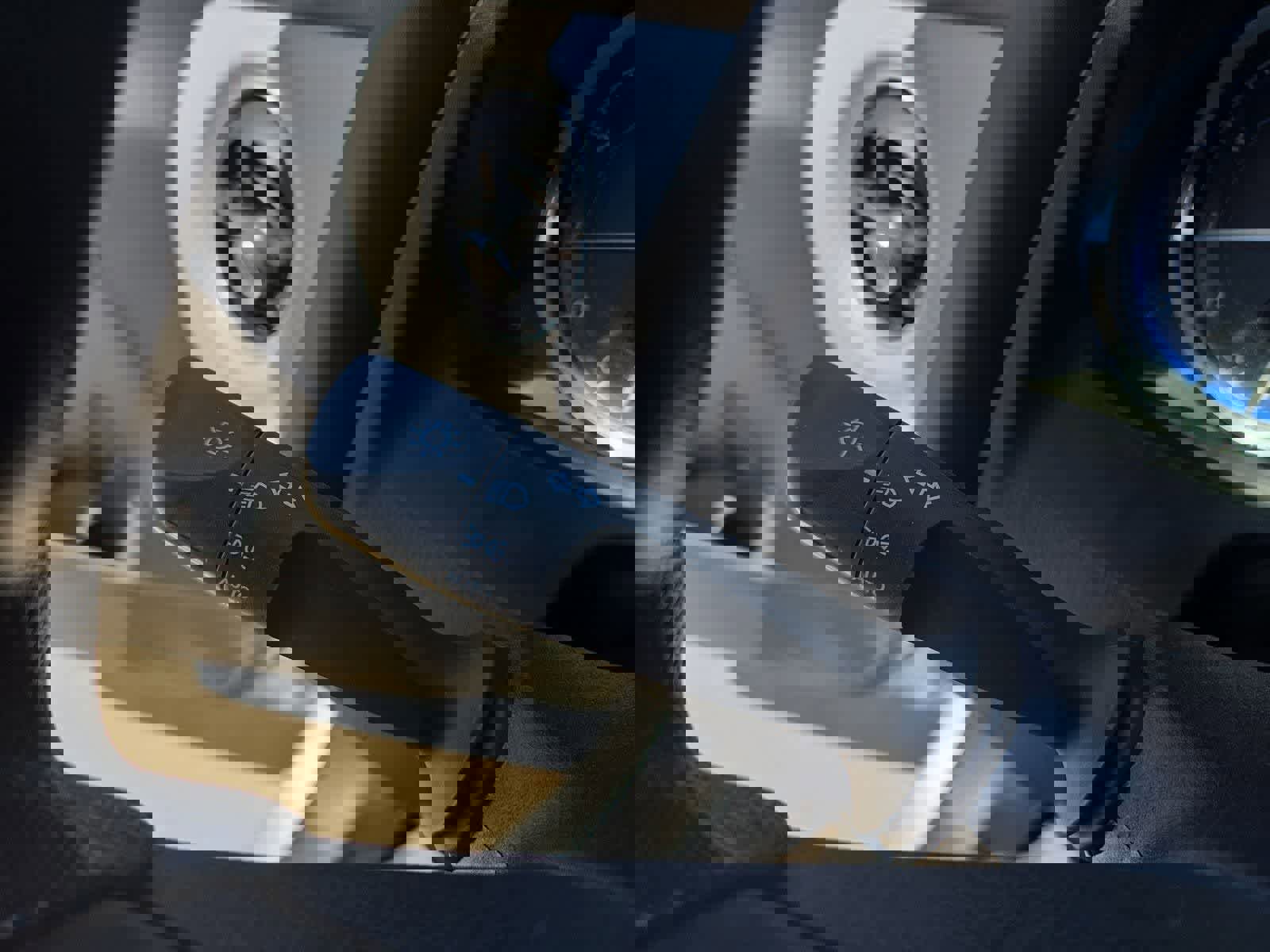 Used 2017 Toyota Corolla LE image 24