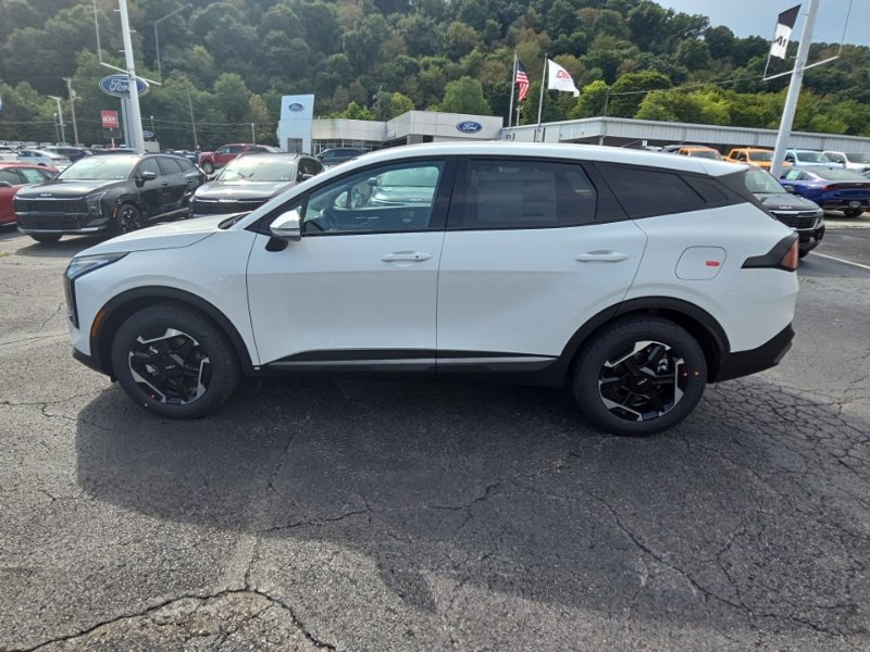 New 2027 Kia Sportage S AWD/4WD image 4