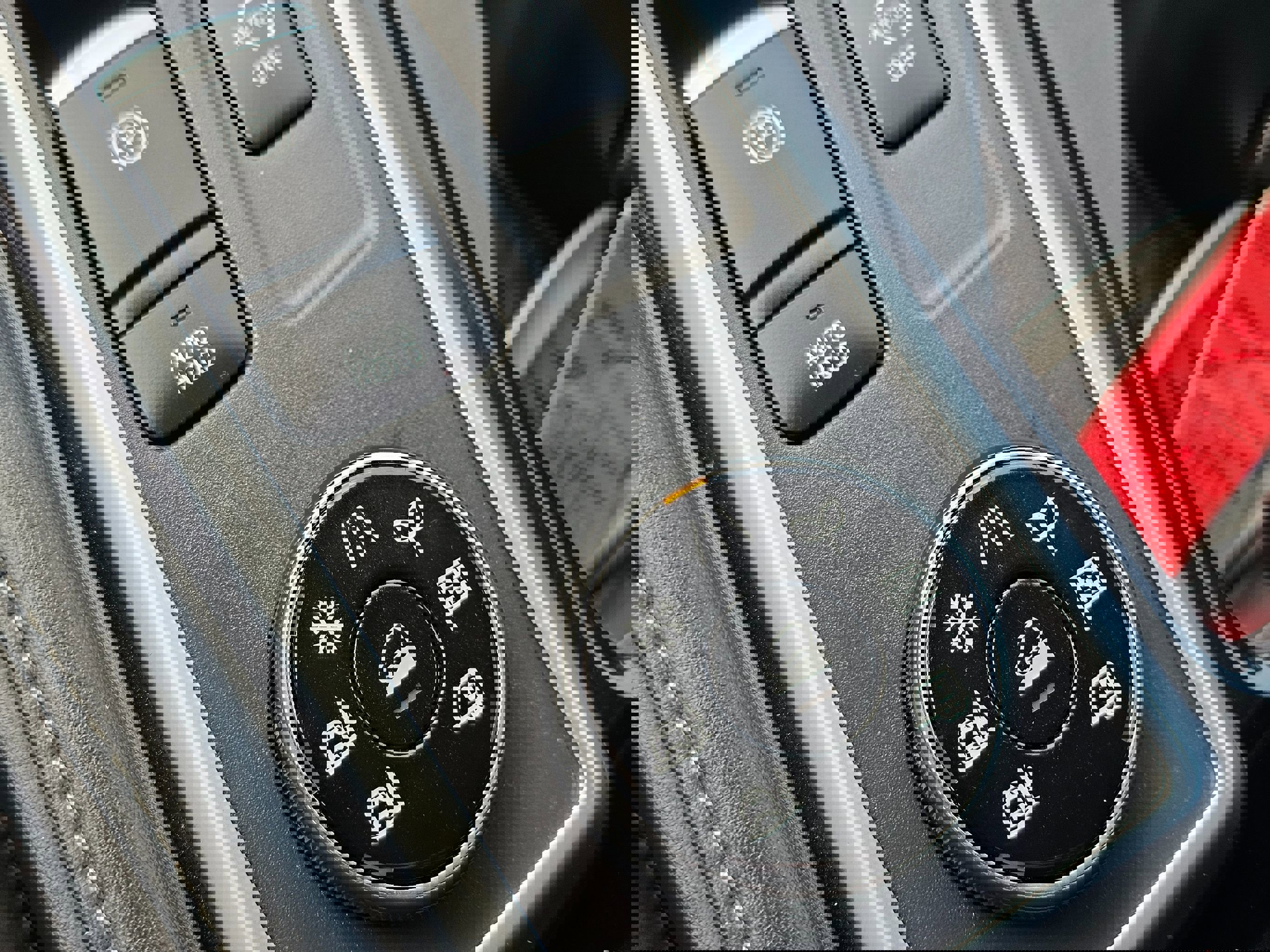 Used 2025 Nissan Pathfinder SL w/ SL Premium Package image 42