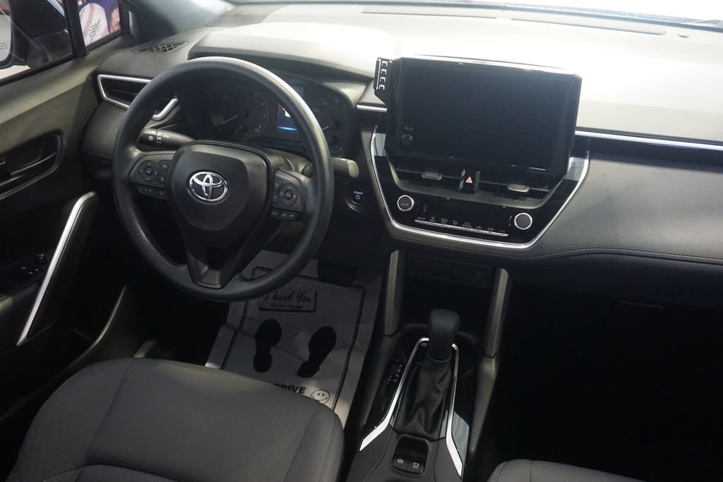 Used 2025 Toyota Corolla Cross AWD Hybrid image 26