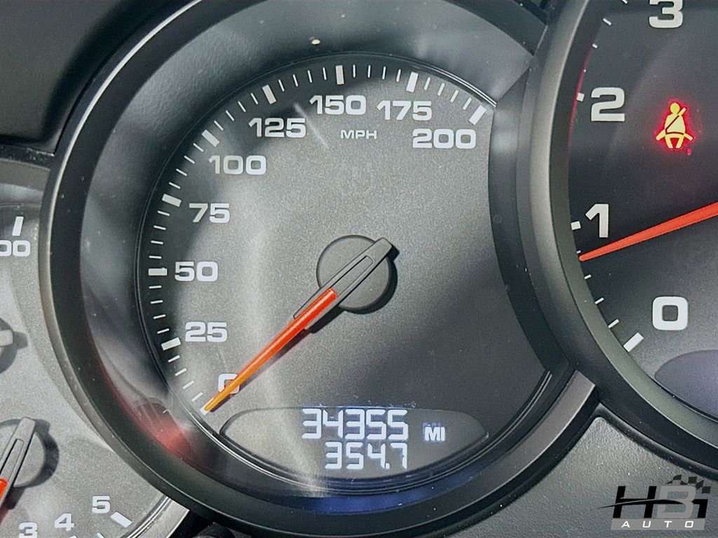 Used 2015 Porsche 911 Carrera 4 image 11