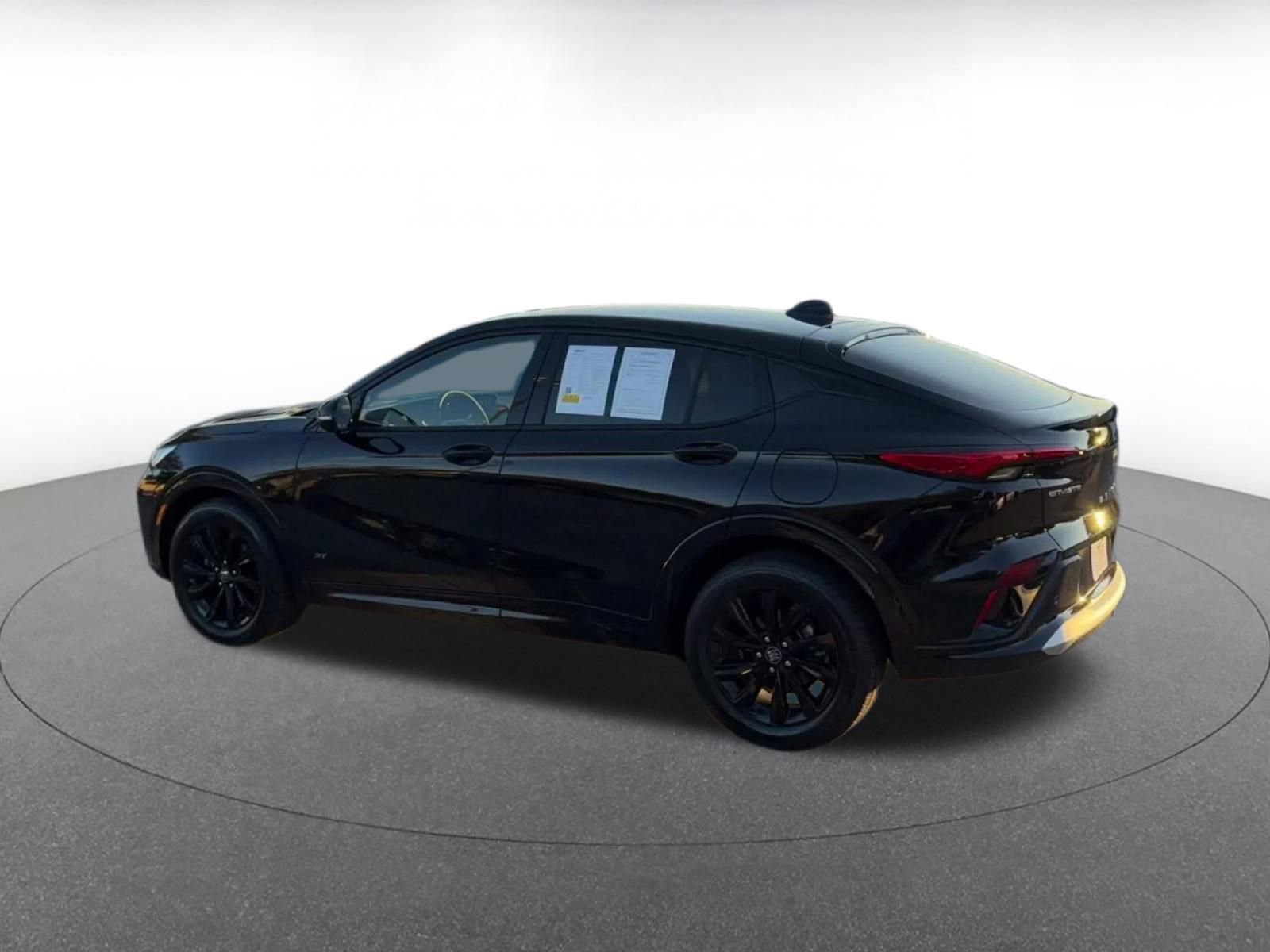 Used 2025 Buick Envista Sport Touring image 10