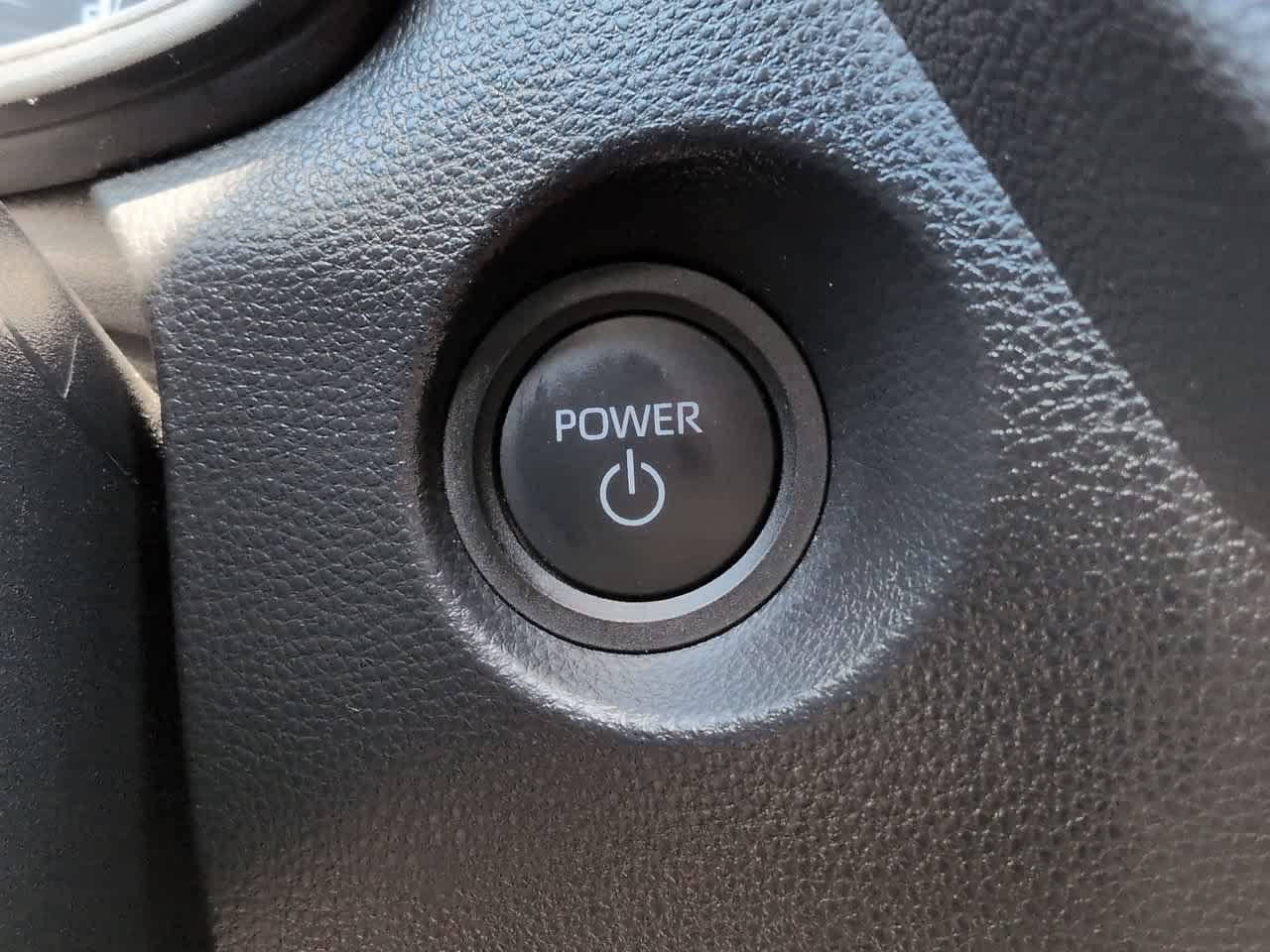 Used 2025 Toyota Corolla Cross AWD Hybrid image 25