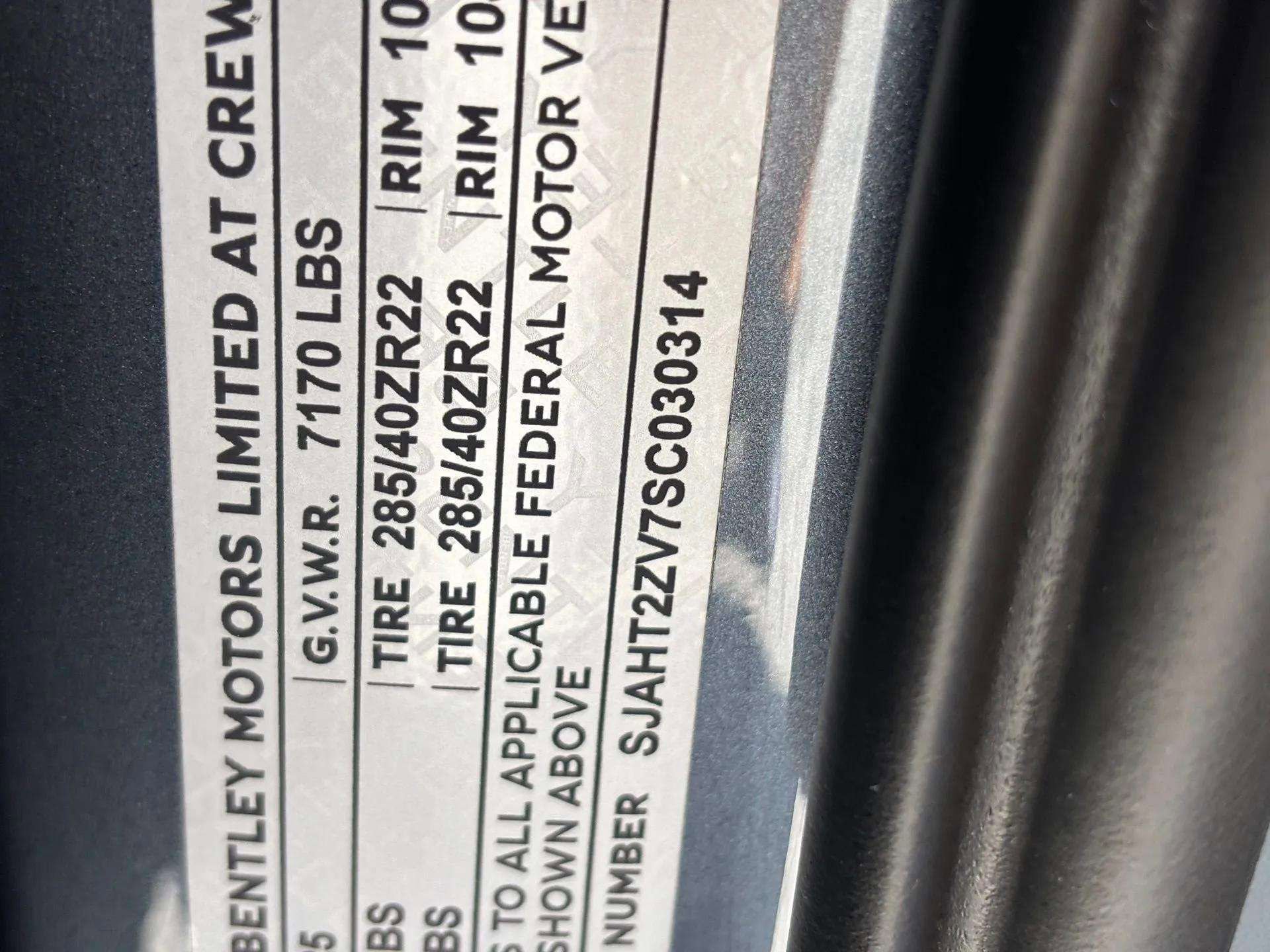 New 2025 Bentley Bentayga Extended Wheelbase image 41