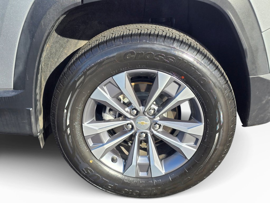 Used 2025 Chevrolet Equinox LT w/ Convenience Package II FWD image 21