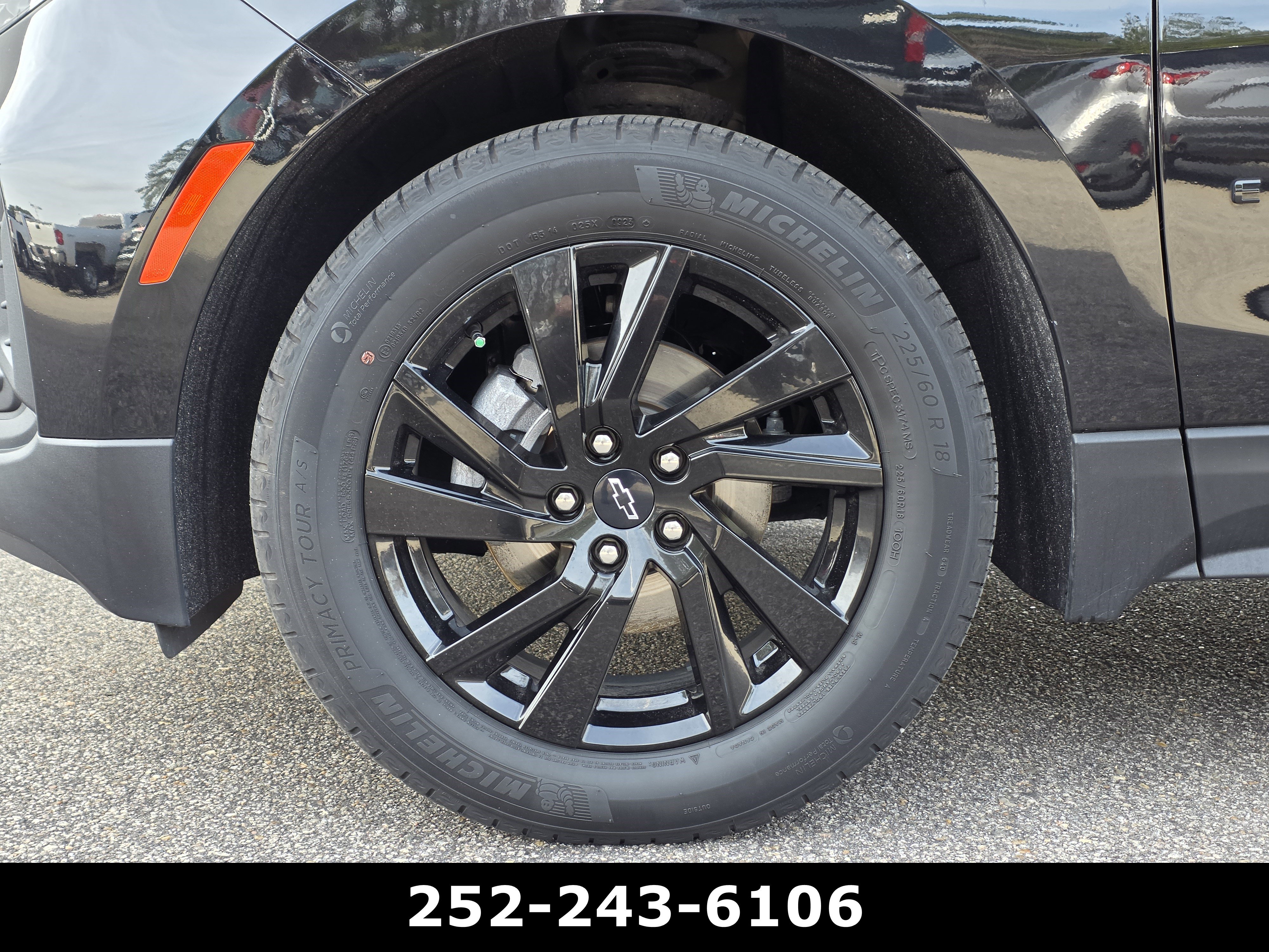 Used 2024 Chevrolet Equinox LS w/ Midnight Edition image 39