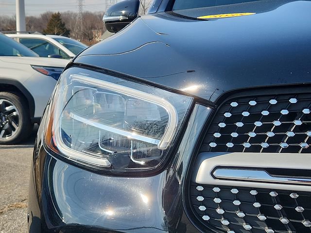 Used 2022 Mercedes-Benz GLC 300 4MATIC image 9