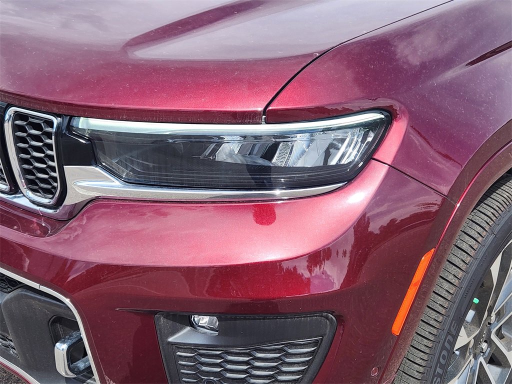 New 2025 Jeep Grand Cherokee Overland w/ Trailer Tow Package image 5